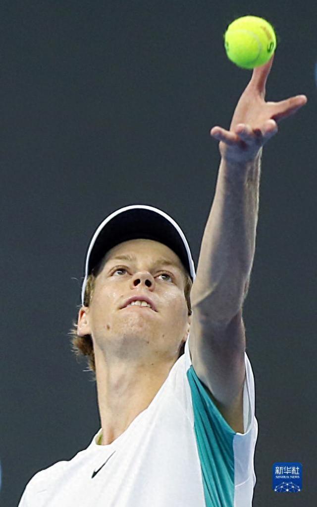 场控球逐渐 场控球逐渐